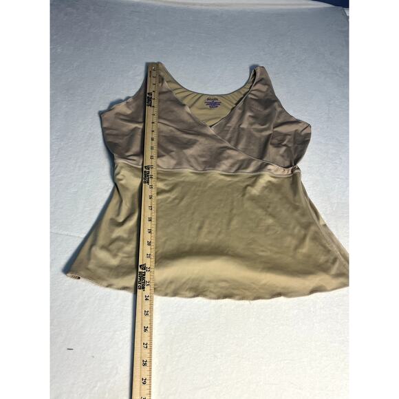Spanx Women's V-Neck Tank Top Undershirt Slip Size 2XL Plus Size - Picture 6 of 6